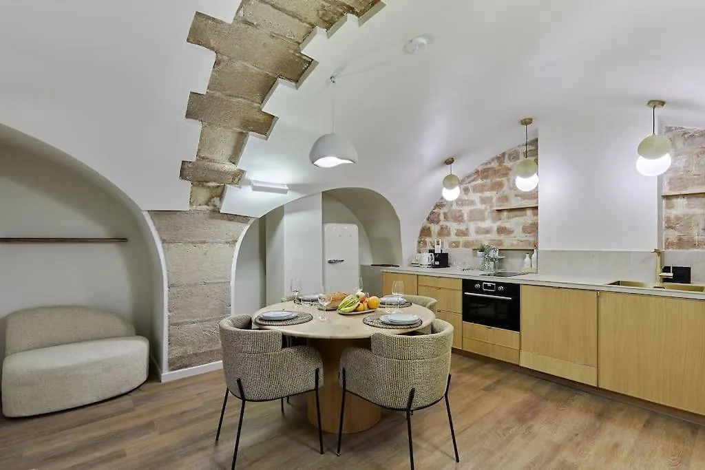 Le Marais Place Des Vosges By Prestige 아파트 *