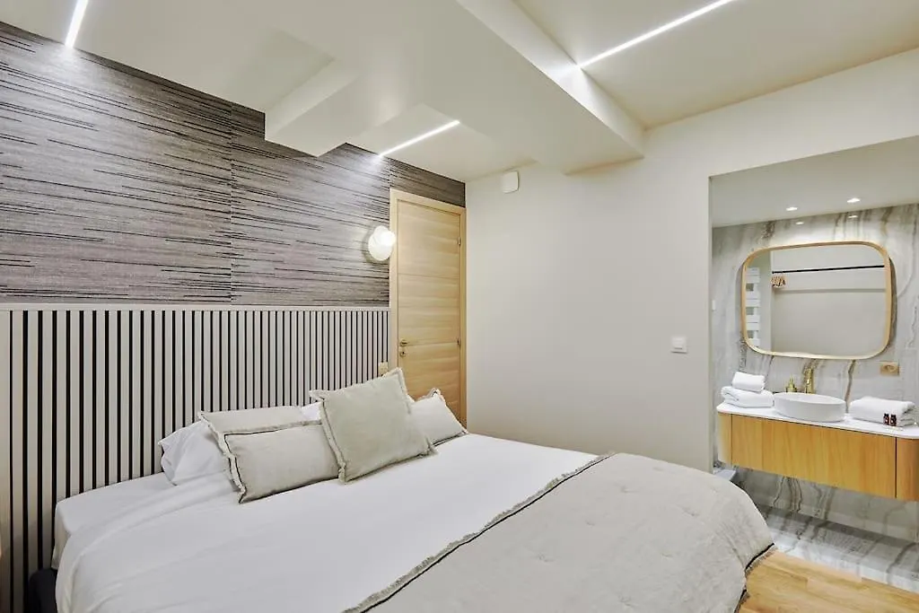 Le Marais Place Des Vosges By Prestige Paris