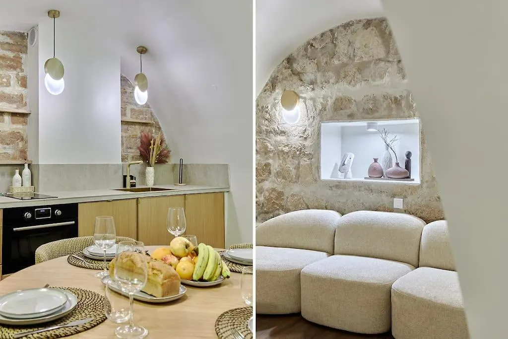 Apartment Le Marais Place Des Vosges By Prestige