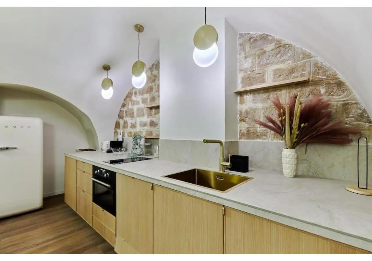 Le Marais Place Des Vosges By Prestige 아파트 *