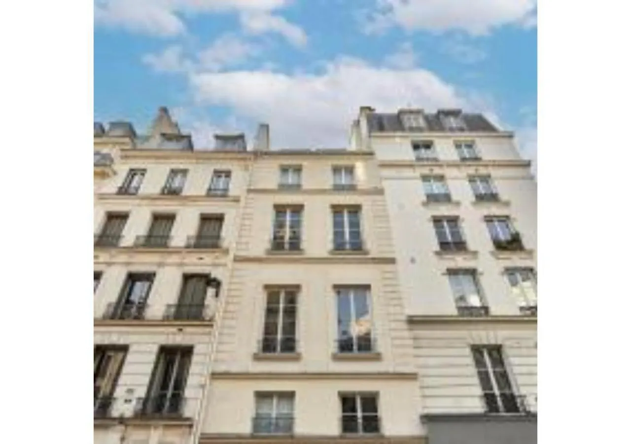 Apartment Le Marais Place Des Vosges By Prestige *